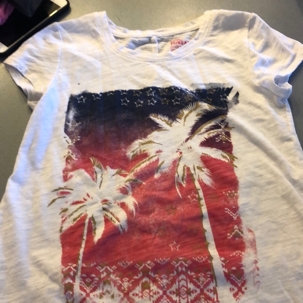 Epic Threads T-shirt